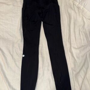 Lululemon black leggings with pockets